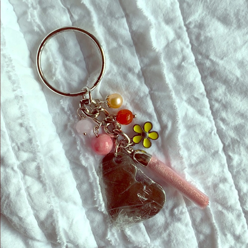 Vantel Pearls Boho Keychain with Peach Pearl
